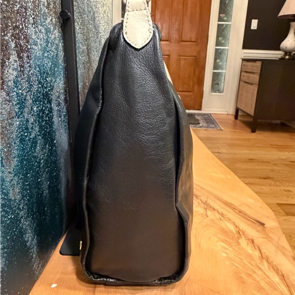 Etienne Aigner vintage Ava Hobo Bag - Picture 14 of 16